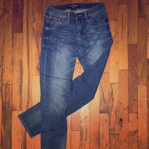 Lucky Brand Women's Dark Blue Skinny Jeans